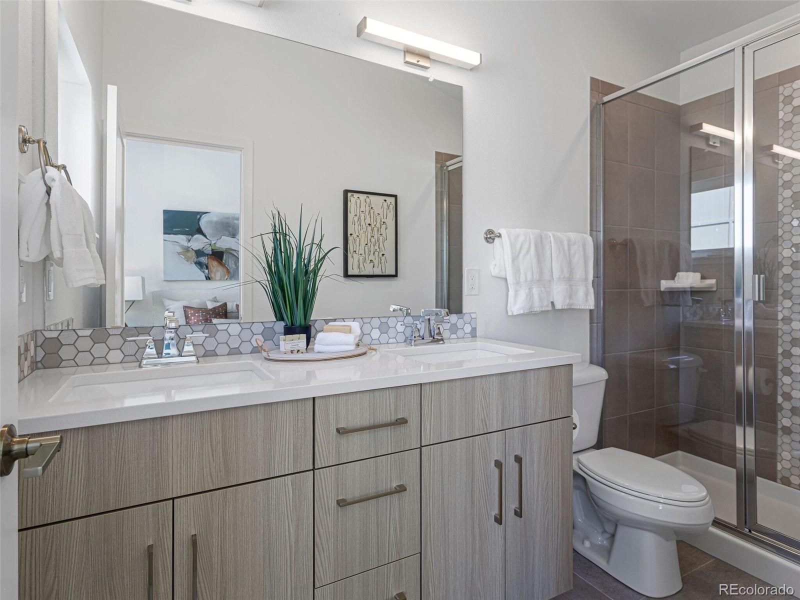8711 E Hampden Avenue Unit: 19