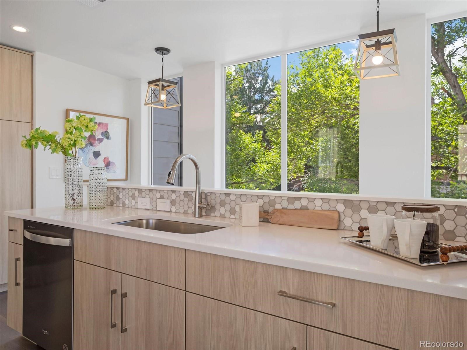 8711 E Hampden Avenue Unit: 19