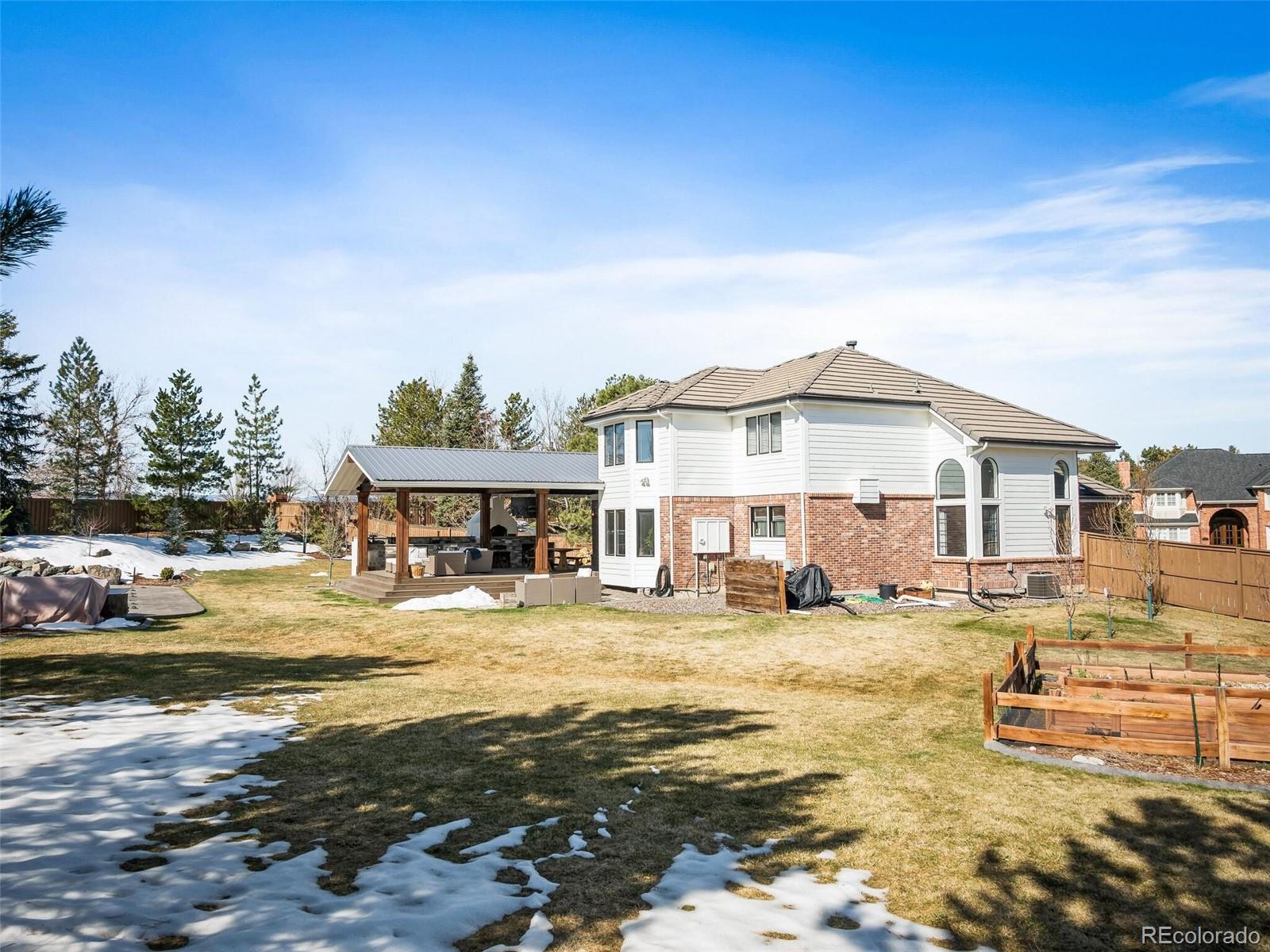 9191 Roundtree Drive