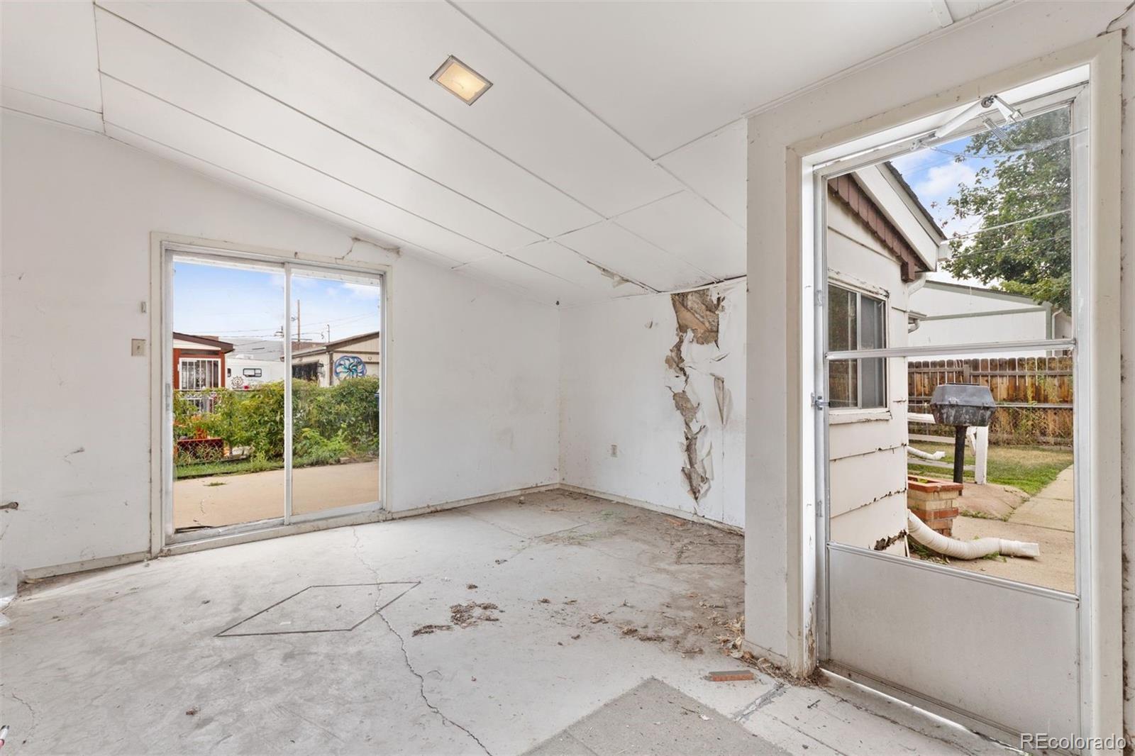 6831 Fern Drive