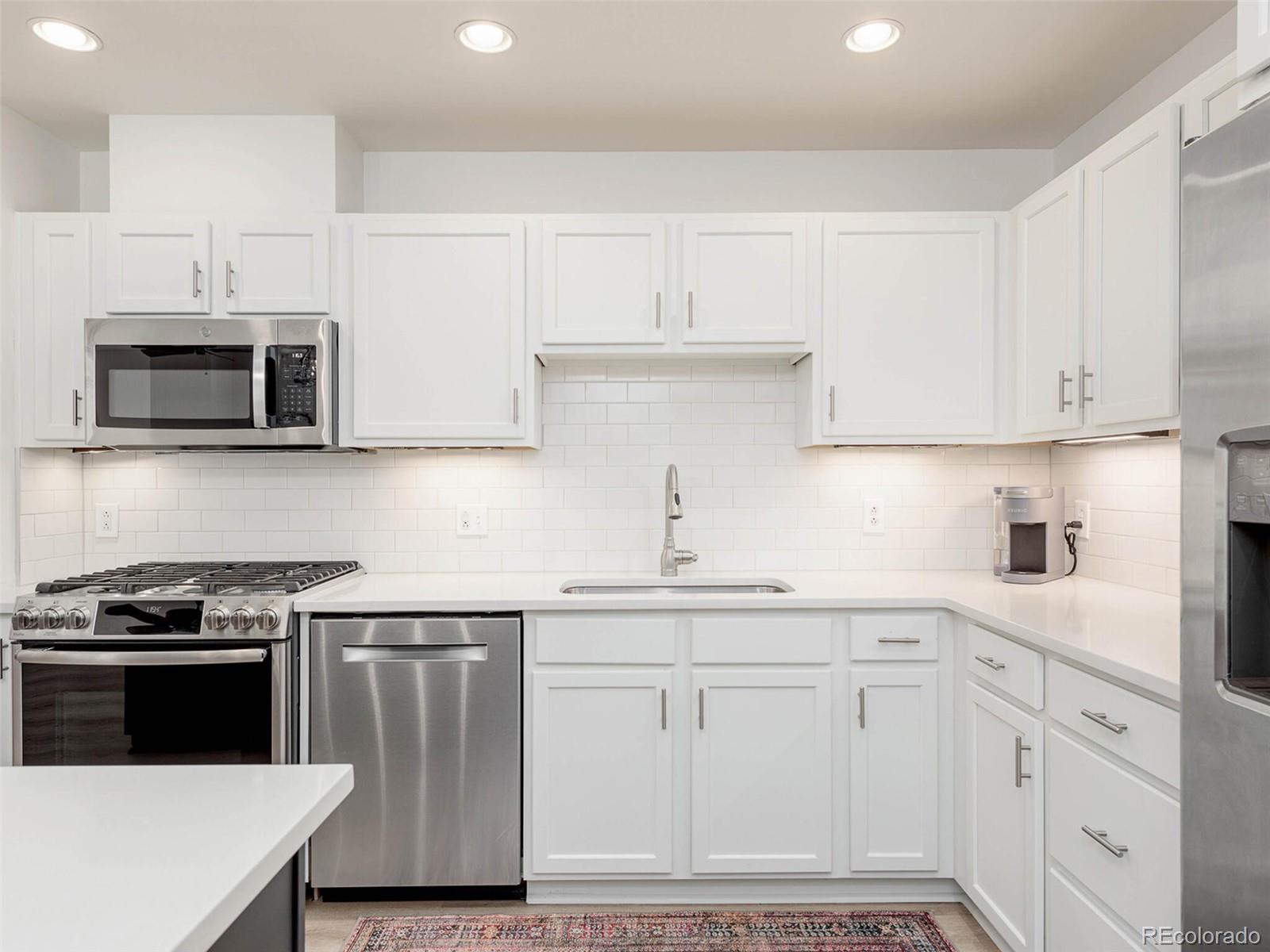 1631 N Emerson Street Unit: 319