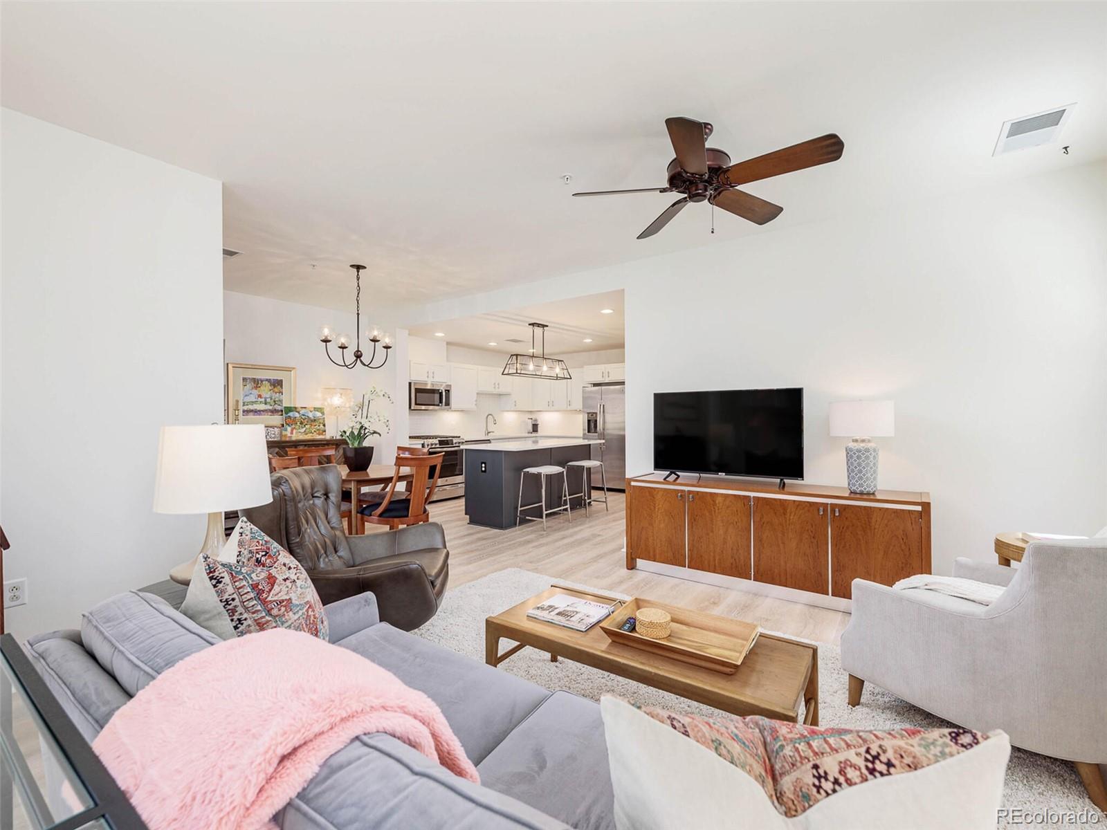 1631 N Emerson Street Unit: 319