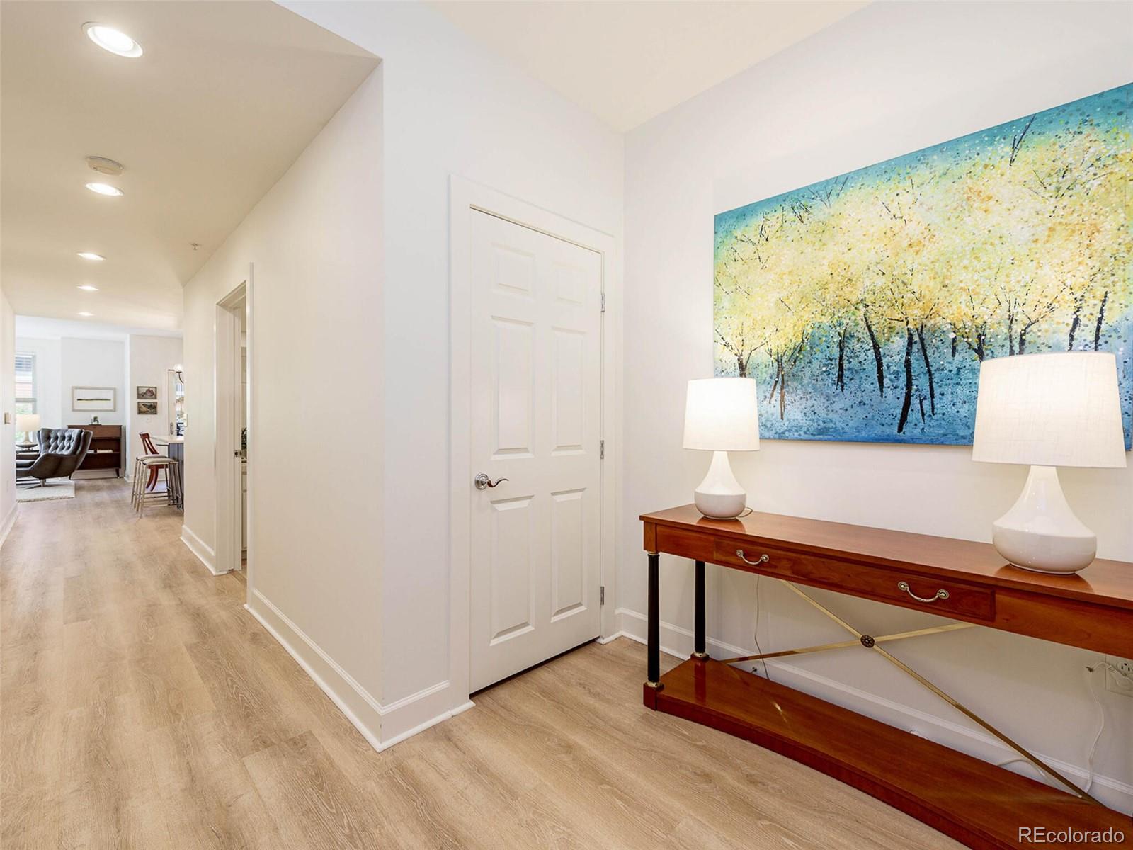 1631 N Emerson Street Unit: 319