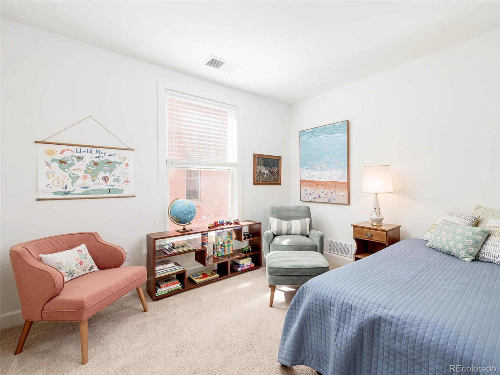 1631 N Emerson Street Unit: 319