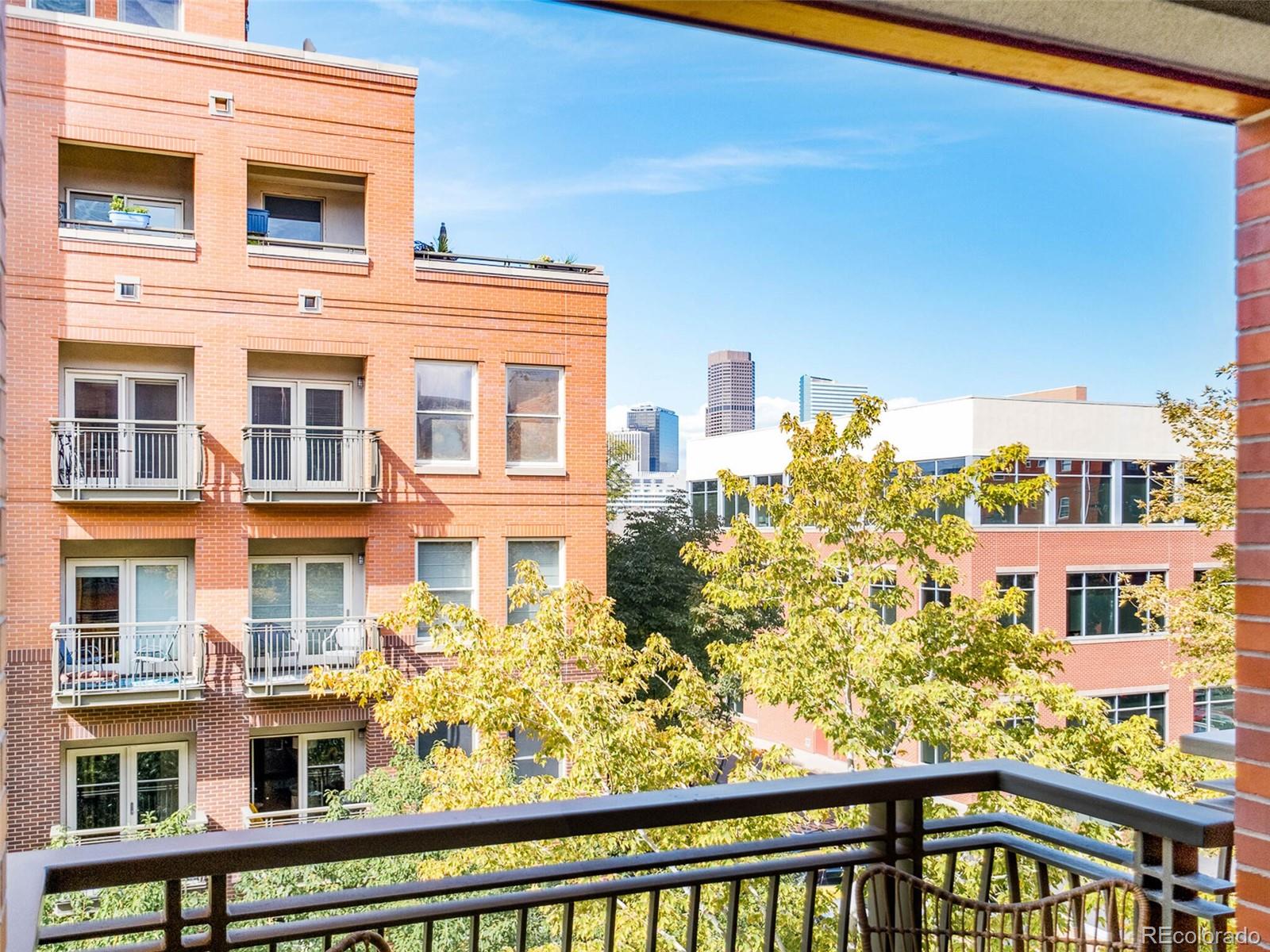 1631 N Emerson Street Unit: 319