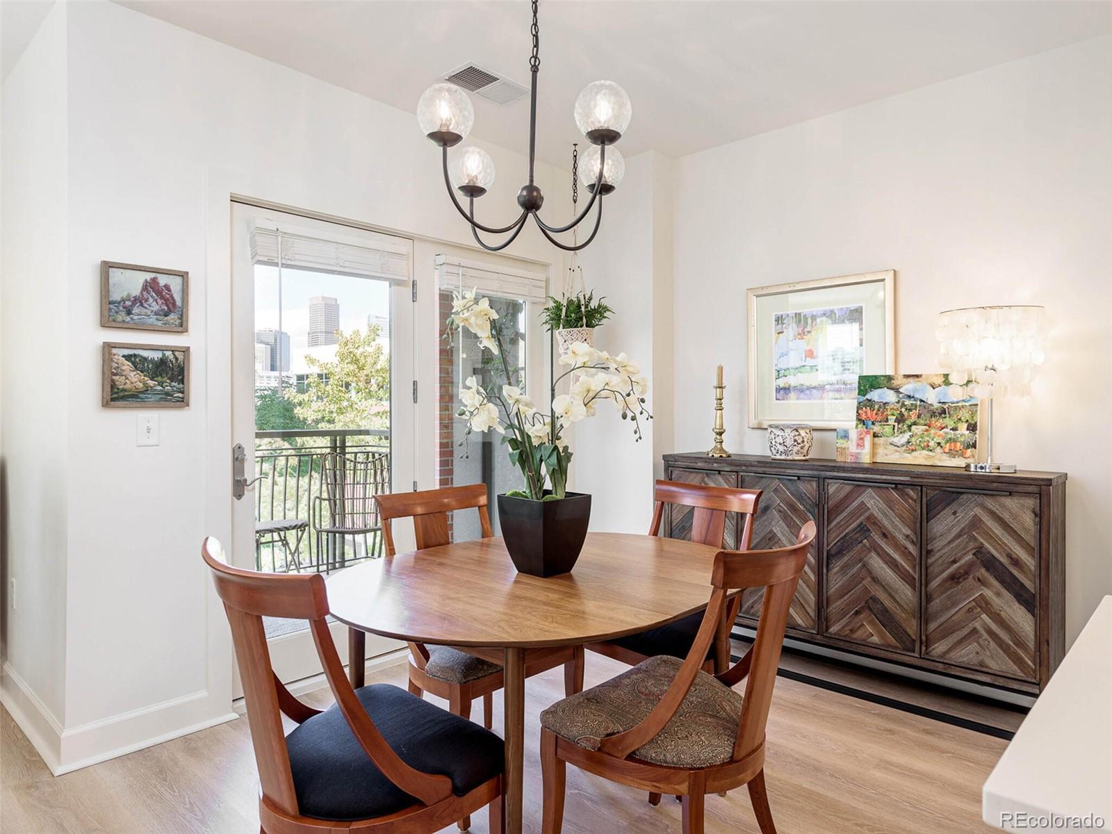 1631 N Emerson Street Unit: 319