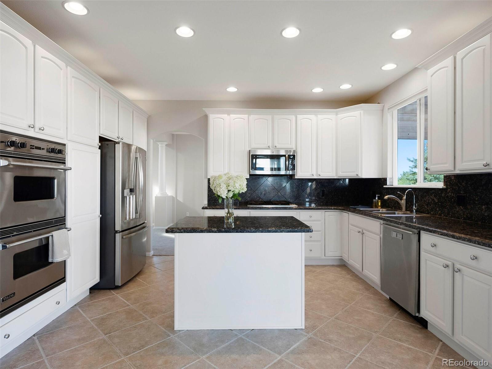 365 Antelope Drive W