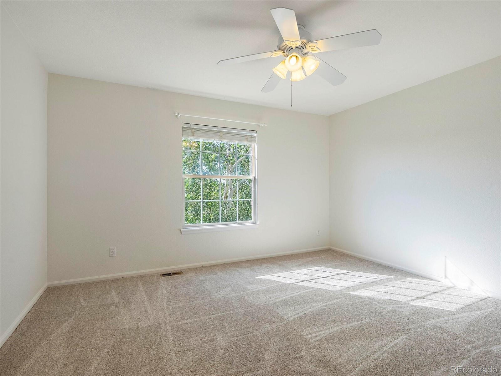 365 Antelope Drive W