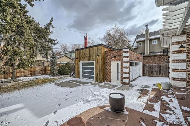 340 Dahlia Street