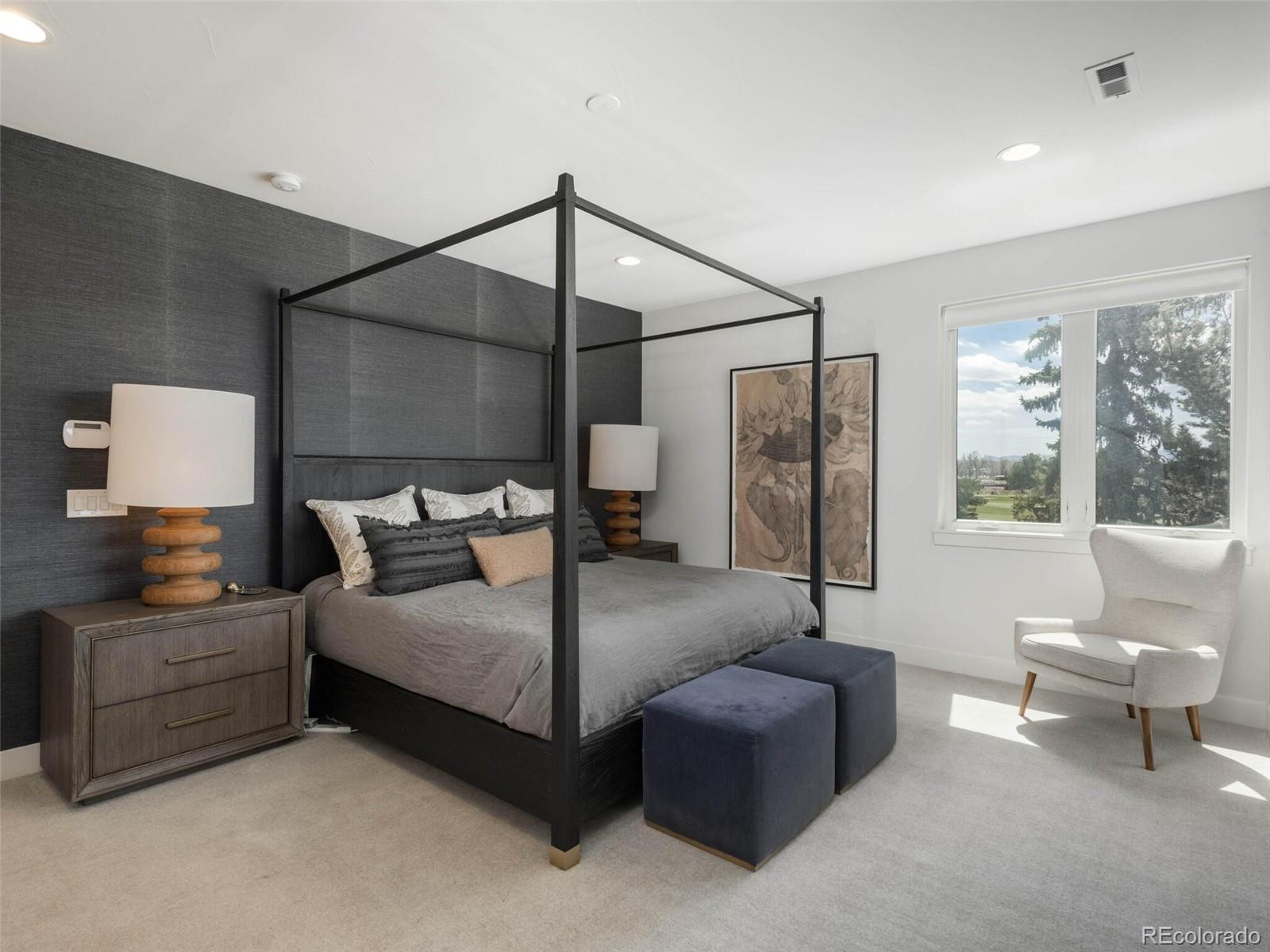 4697 W 50th Place