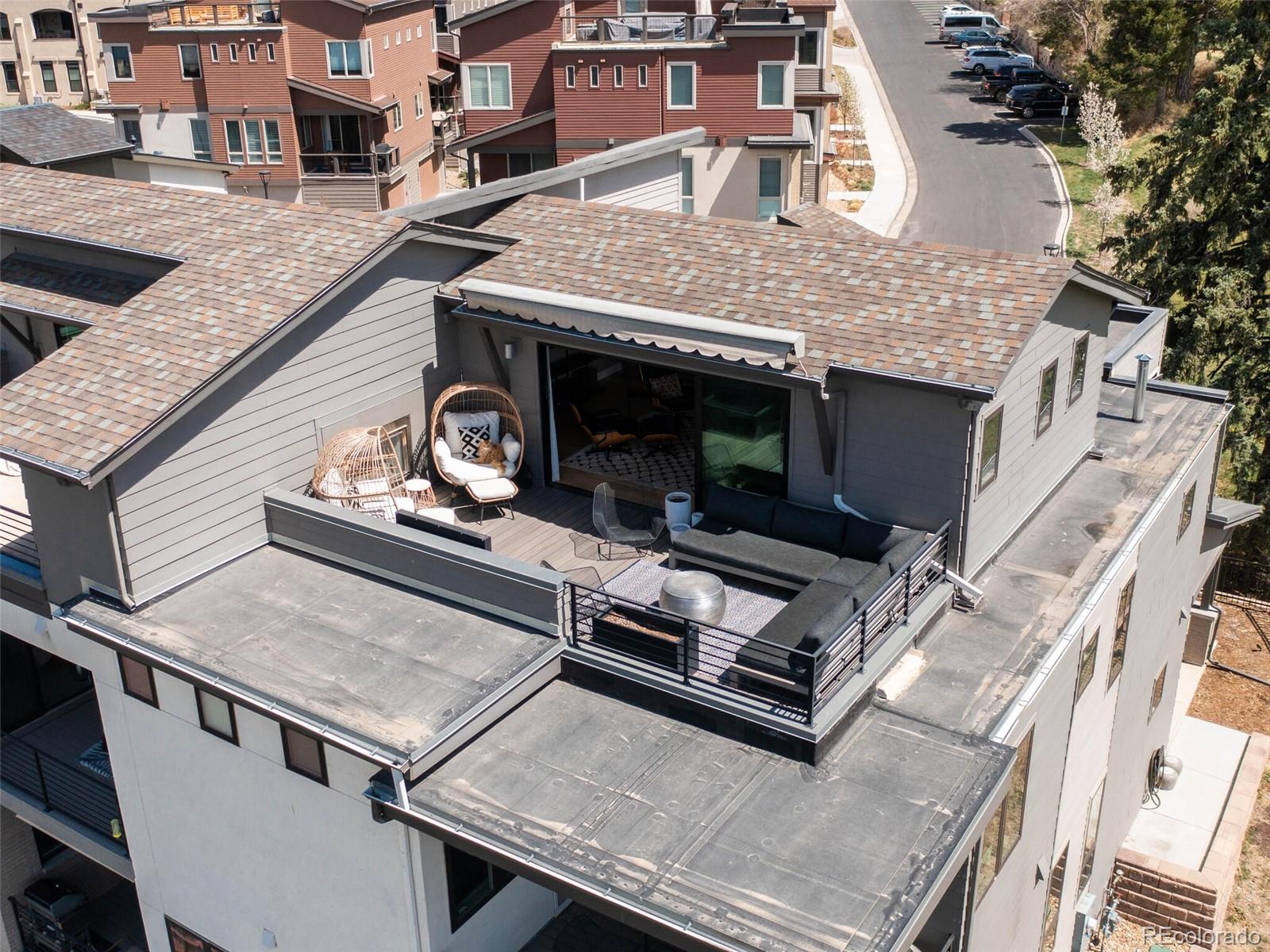 4697 W 50th Place