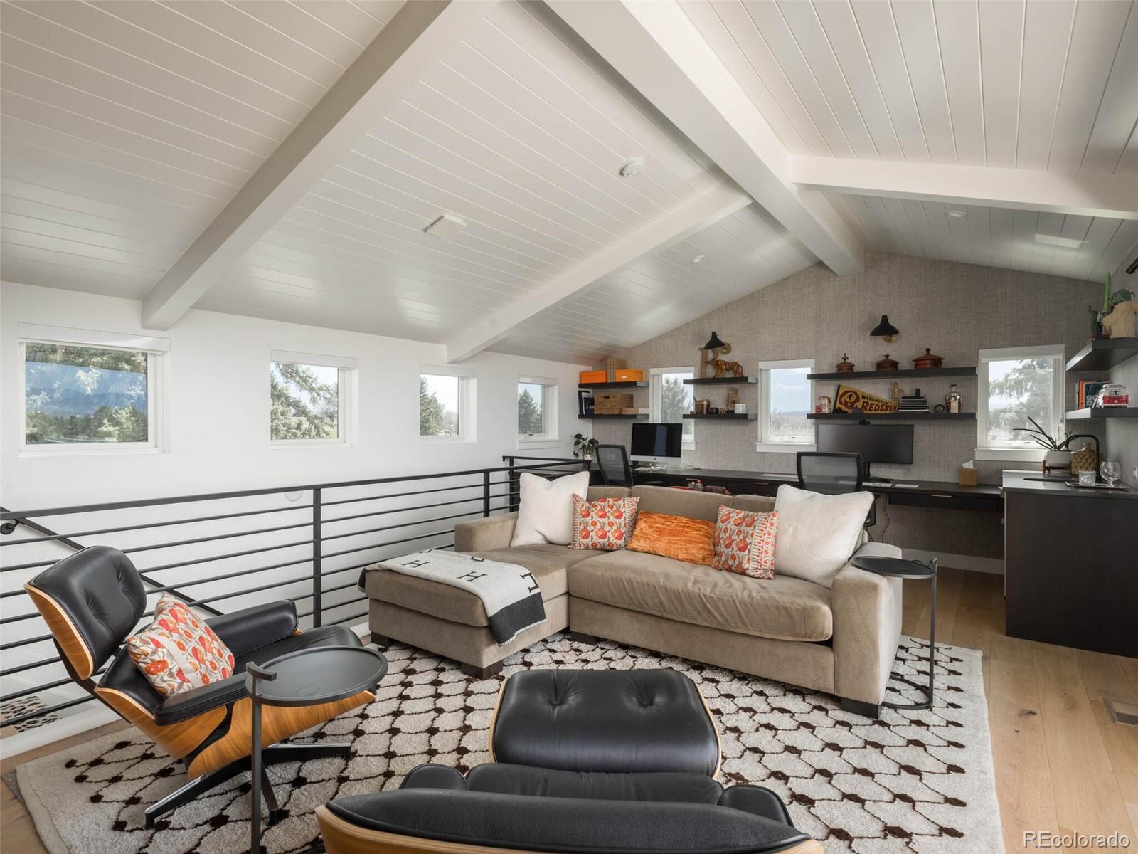 4697 W 50th Place