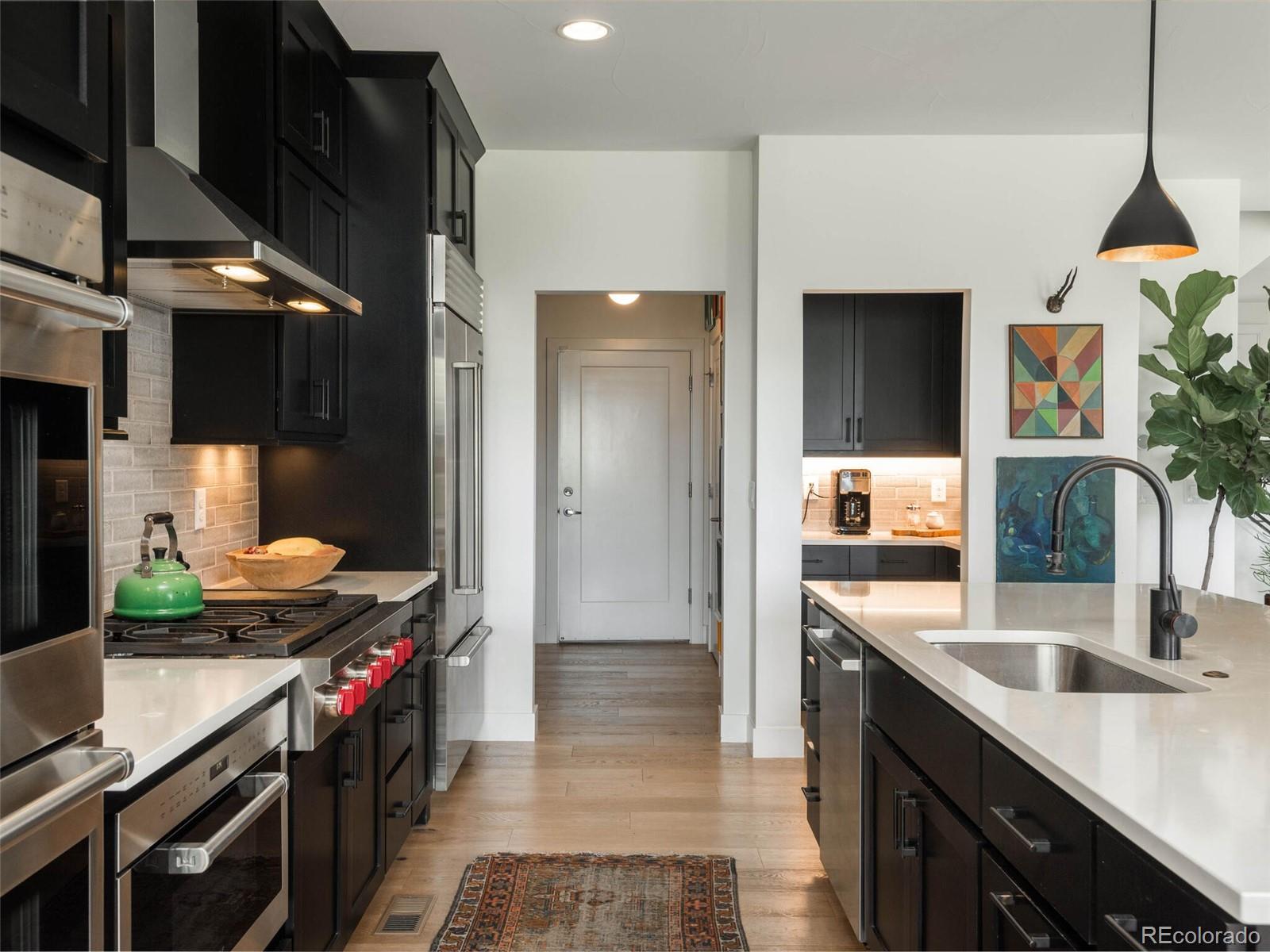 4697 W 50th Place