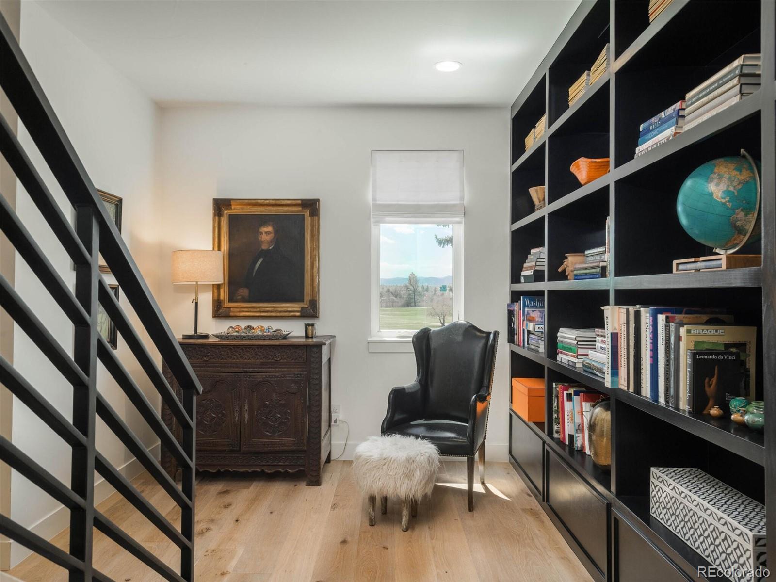 4697 W 50th Place