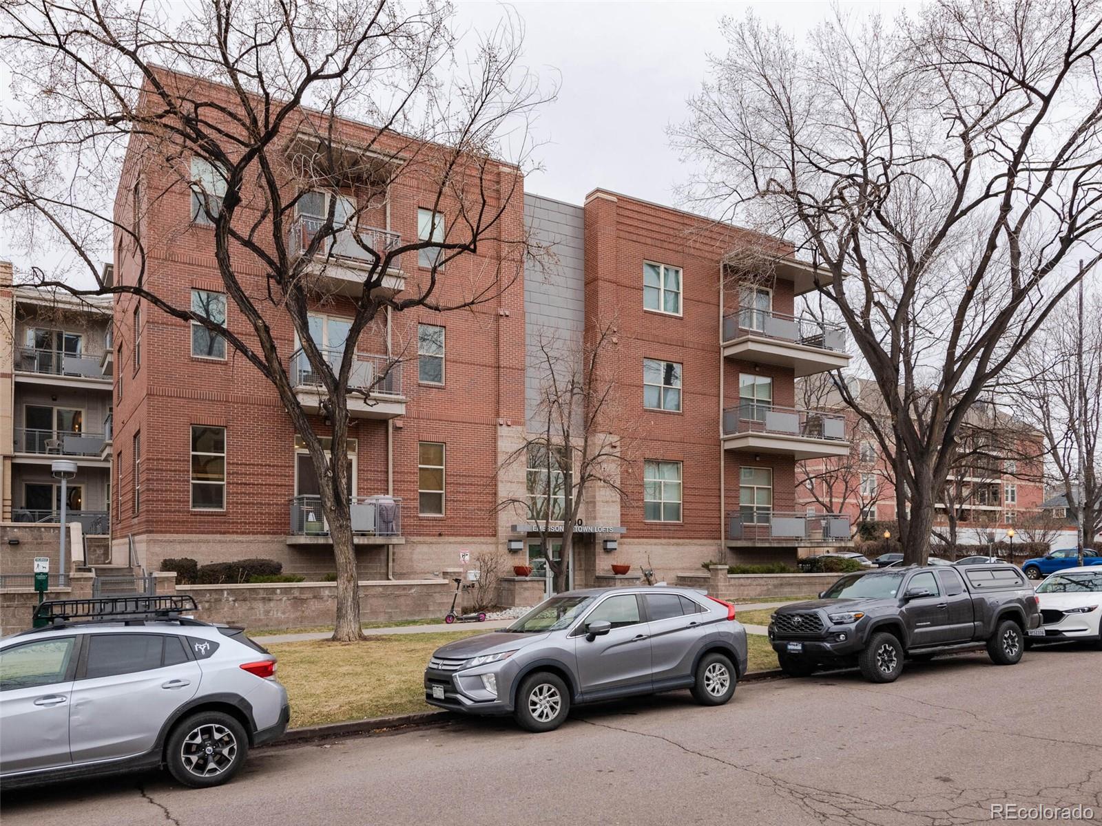 1700 N Emerson Street Unit: 405