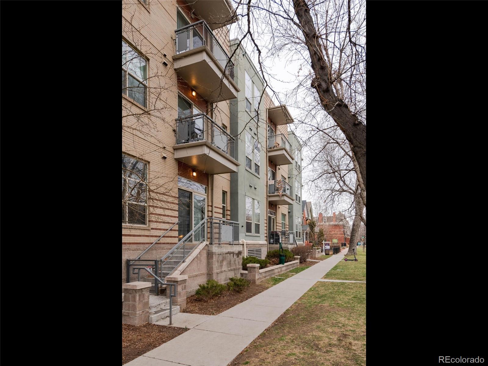 1700 N Emerson Street Unit: 405