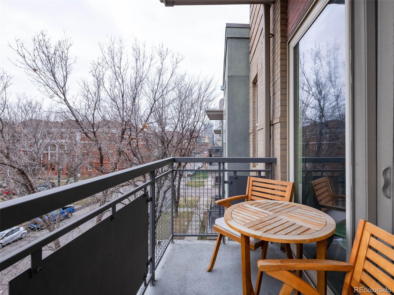 1700 N Emerson Street Unit: 405