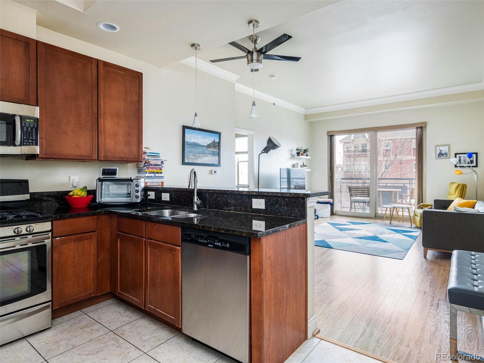 1700 N Emerson Street Unit: 405
