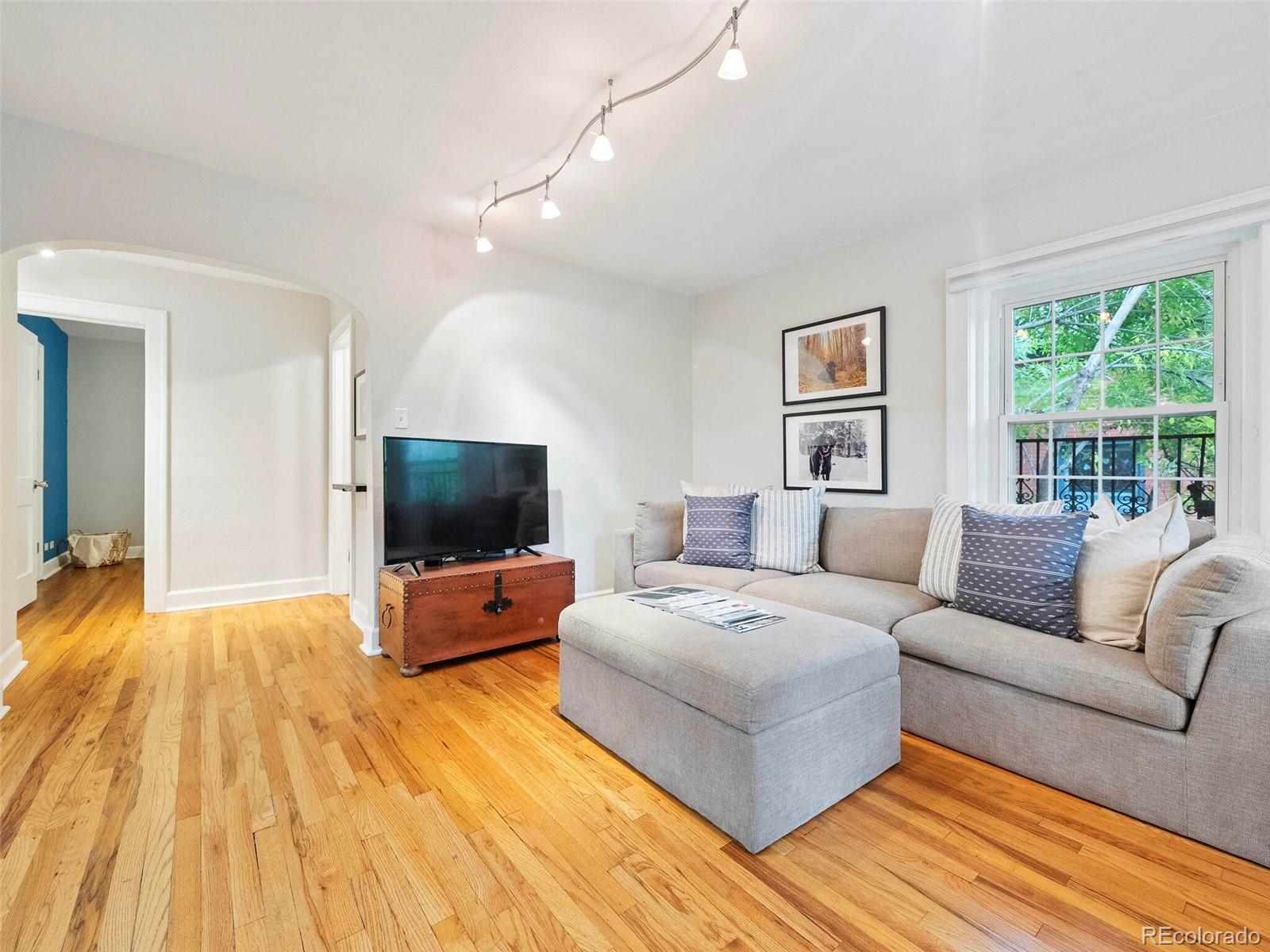 1374 Milwaukee Street Unit: 6