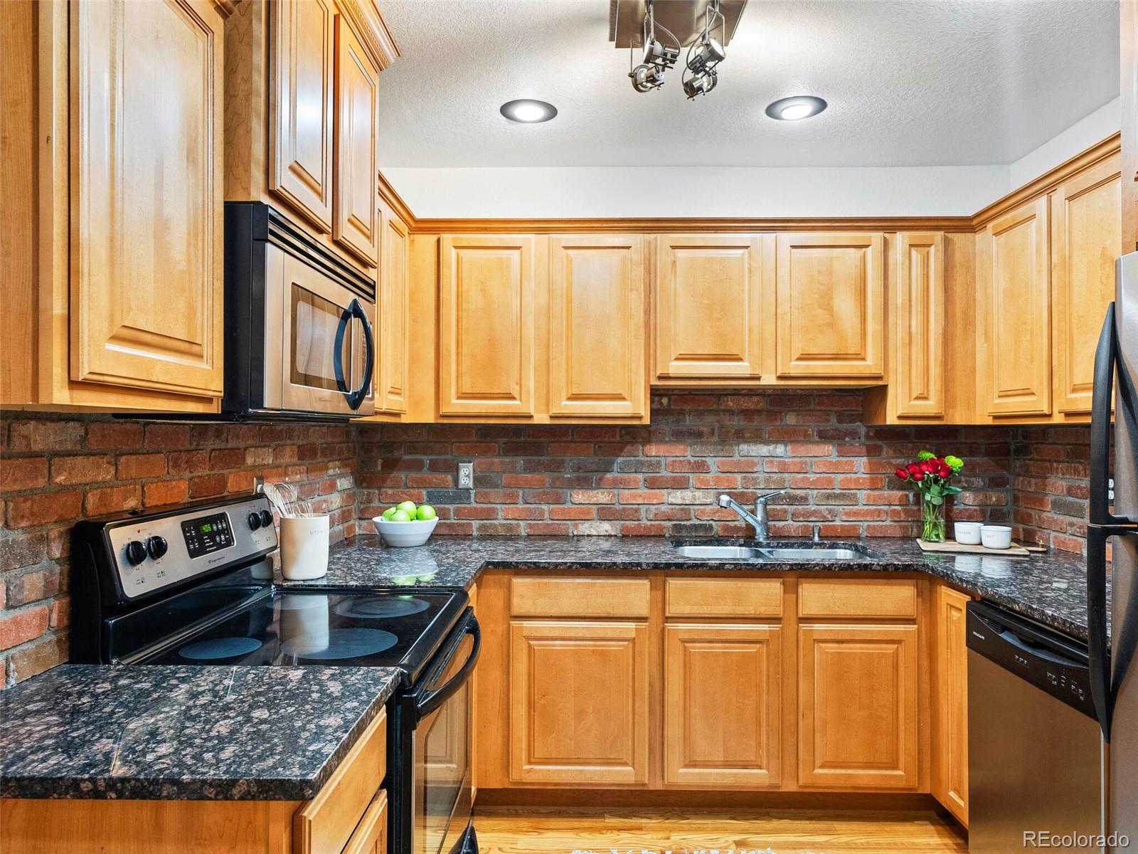 1374 Milwaukee Street Unit: 6