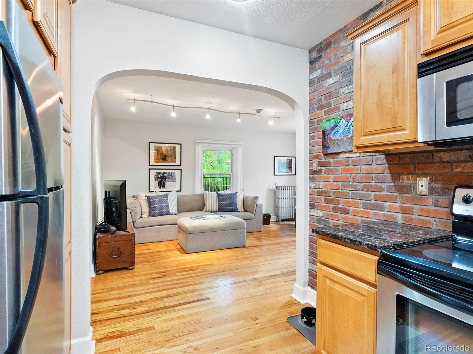 1374 Milwaukee Street Unit: 6