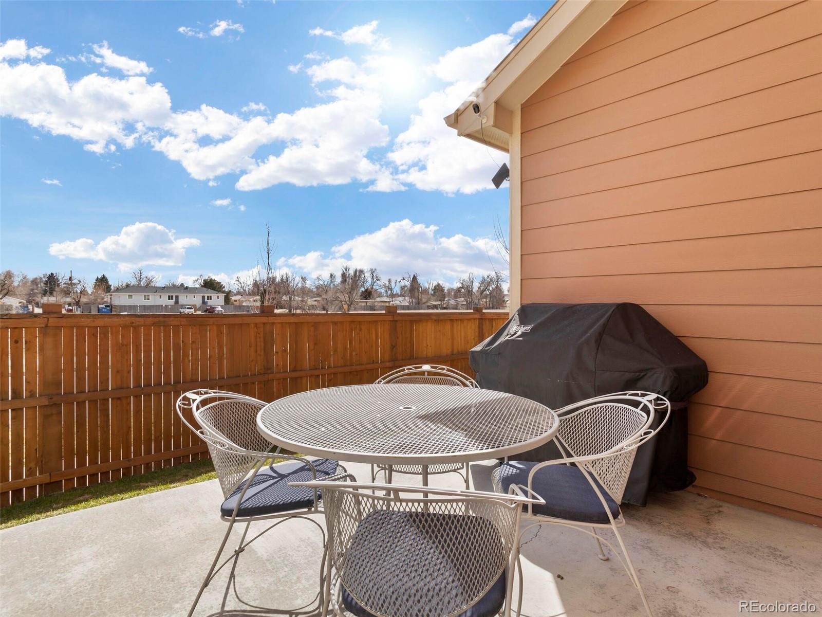 2555 Joliet Street