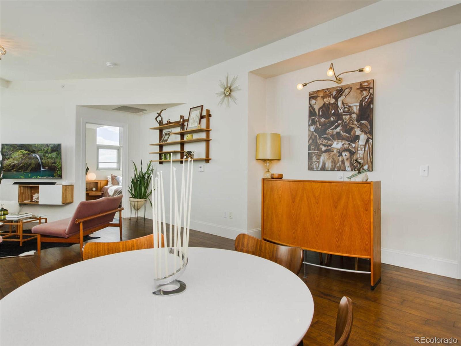 2001 Lincoln Street Unit: 2822