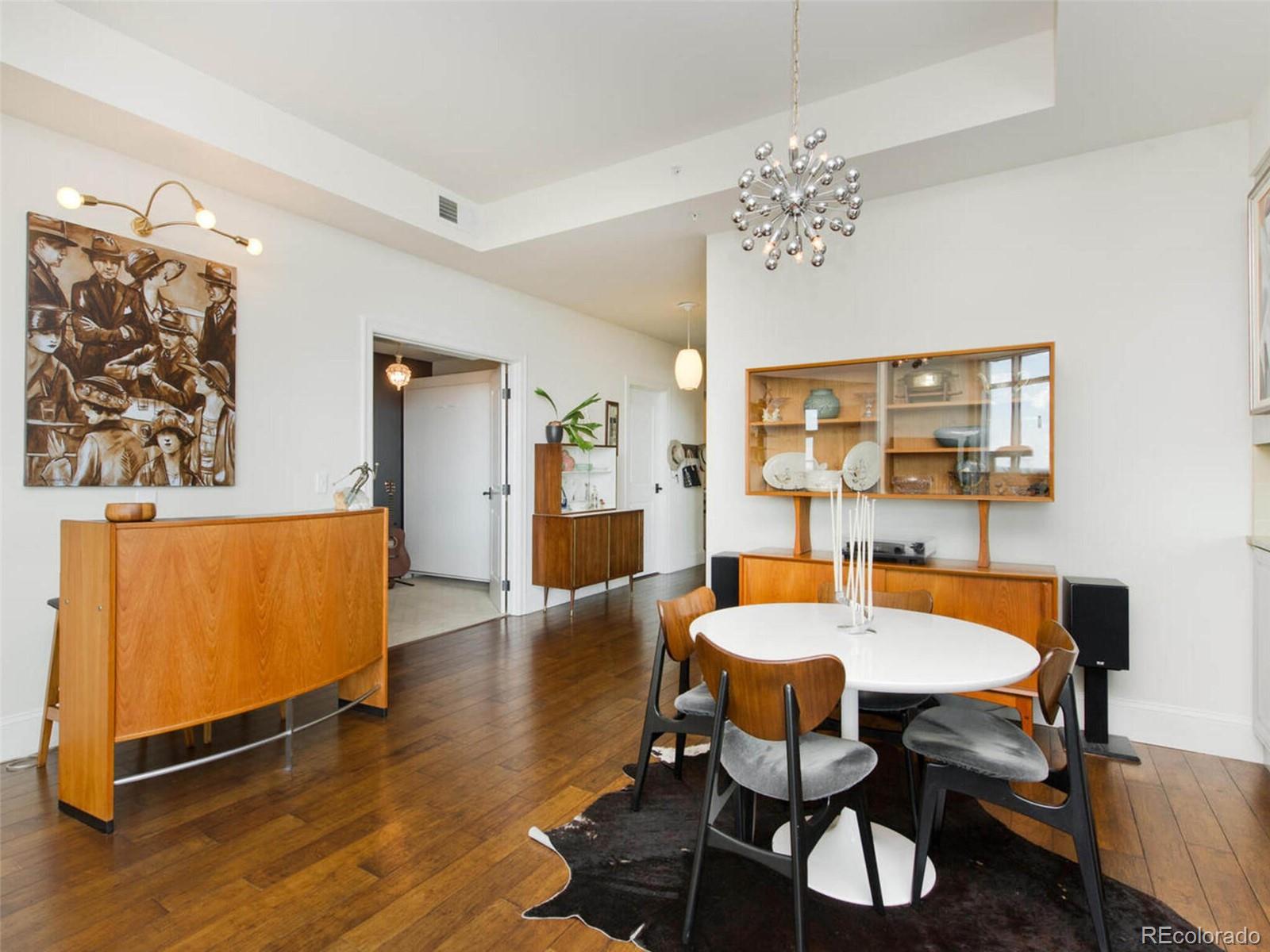 2001 Lincoln Street Unit: 2822