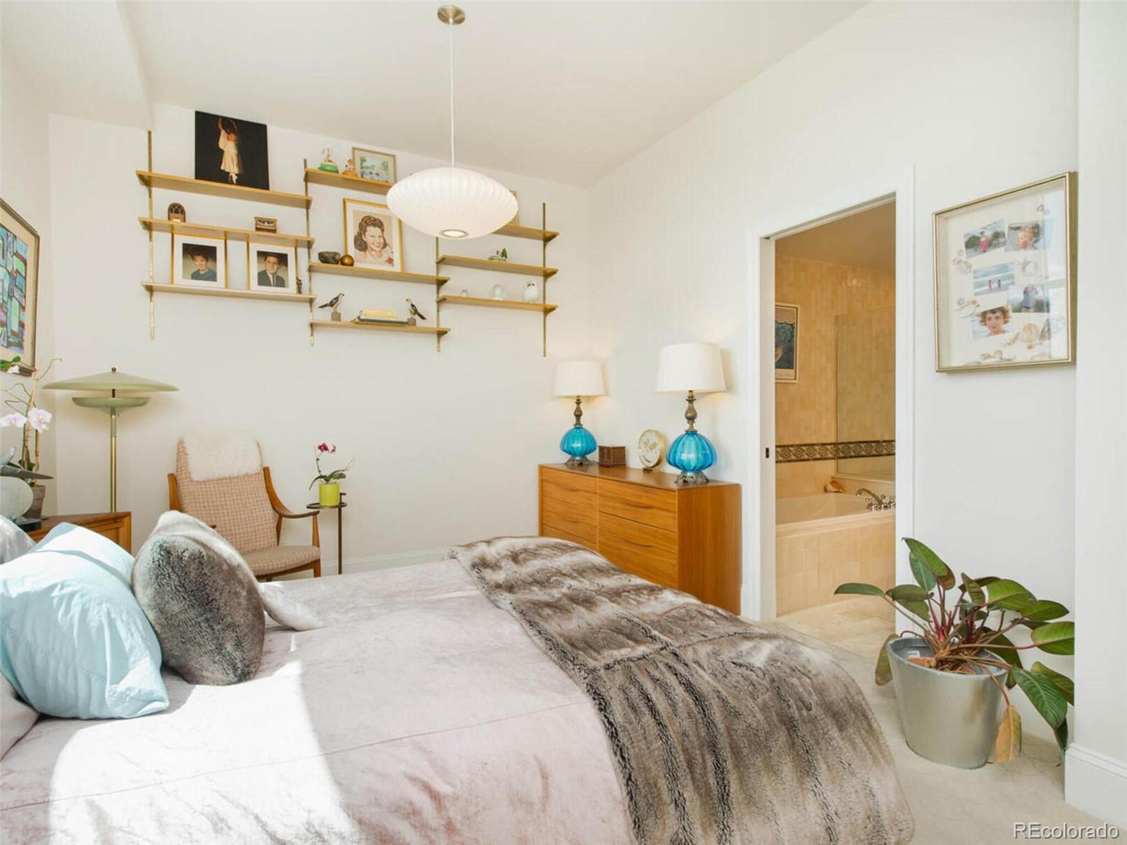 2001 Lincoln Street Unit: 2822