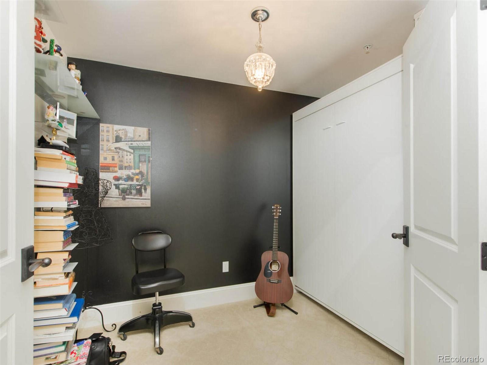 2001 Lincoln Street Unit: 2822