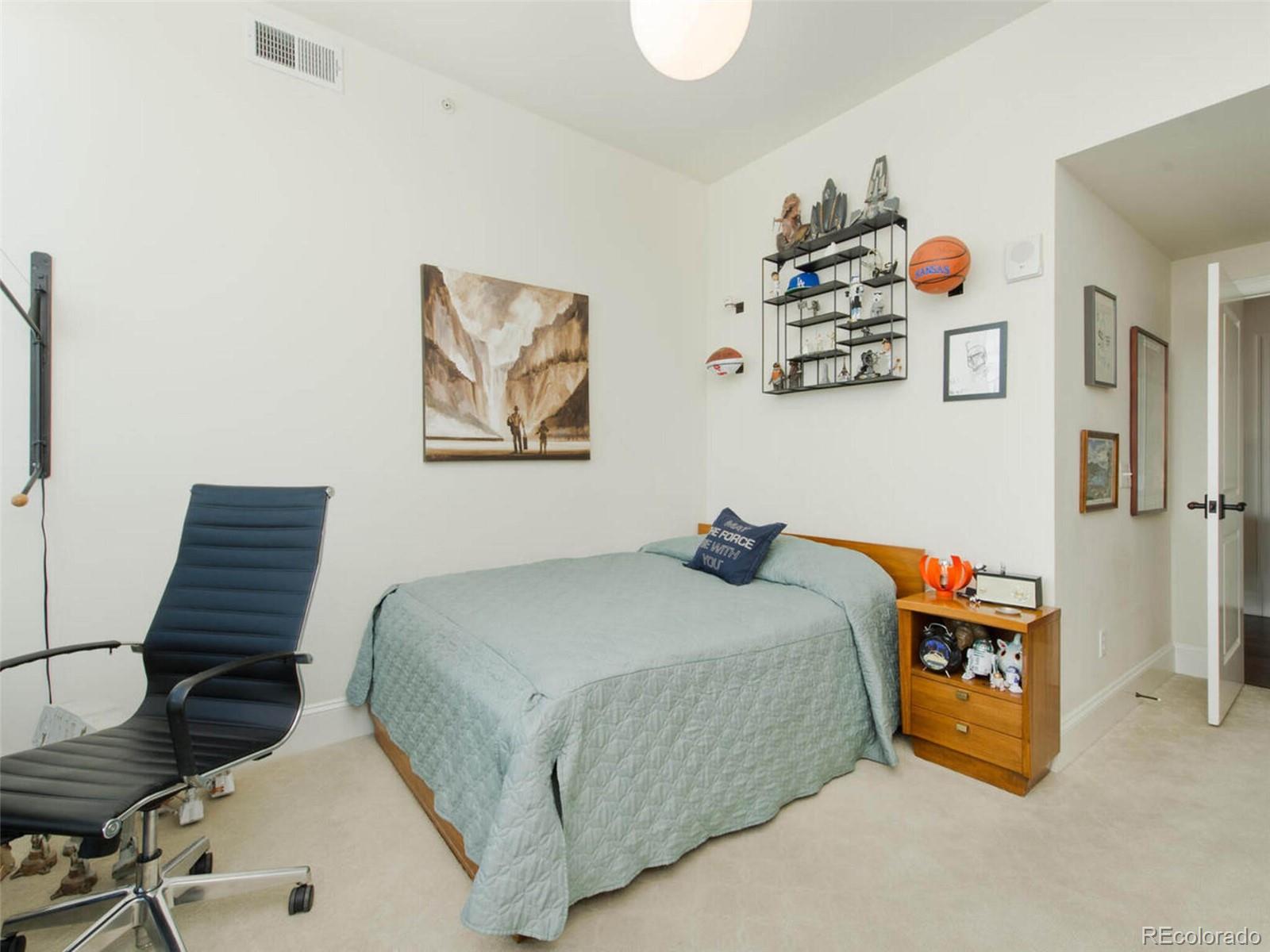 2001 Lincoln Street Unit: 2822