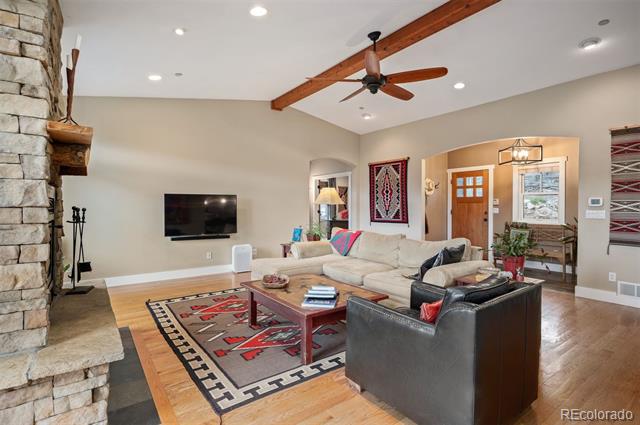 1055 Divide View Drive