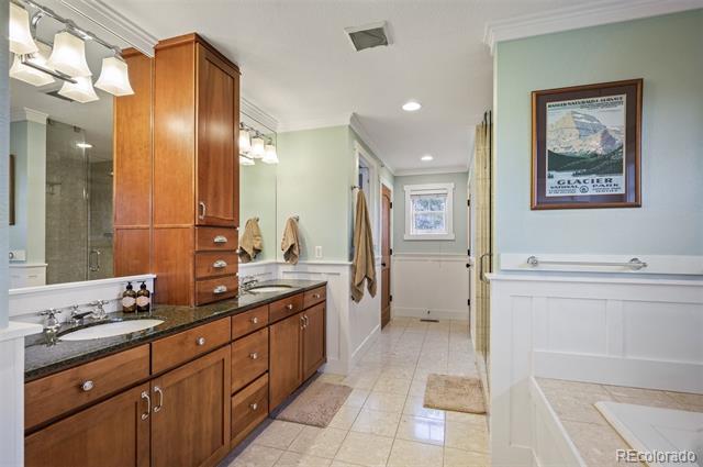 1055 Divide View Drive