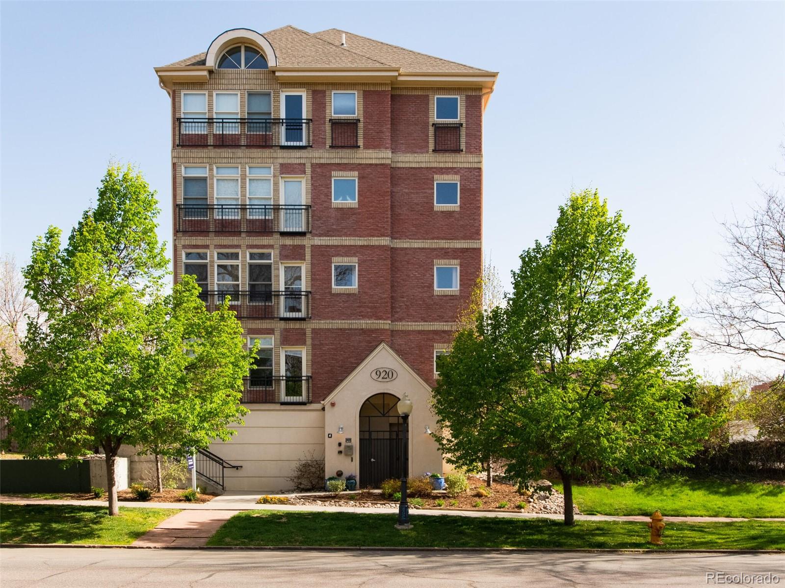 920 E 17th Avenue Unit: 301