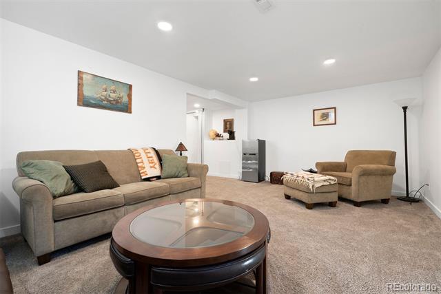642 Deframe Court