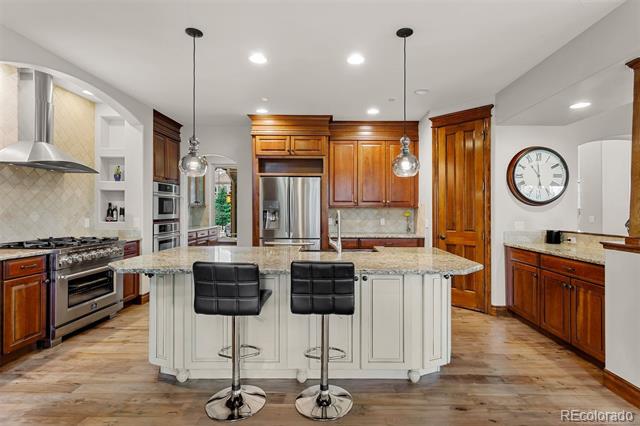 6708 Tremolite Court