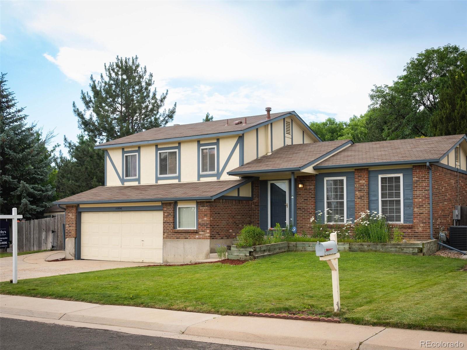 10996 Fenton Circle