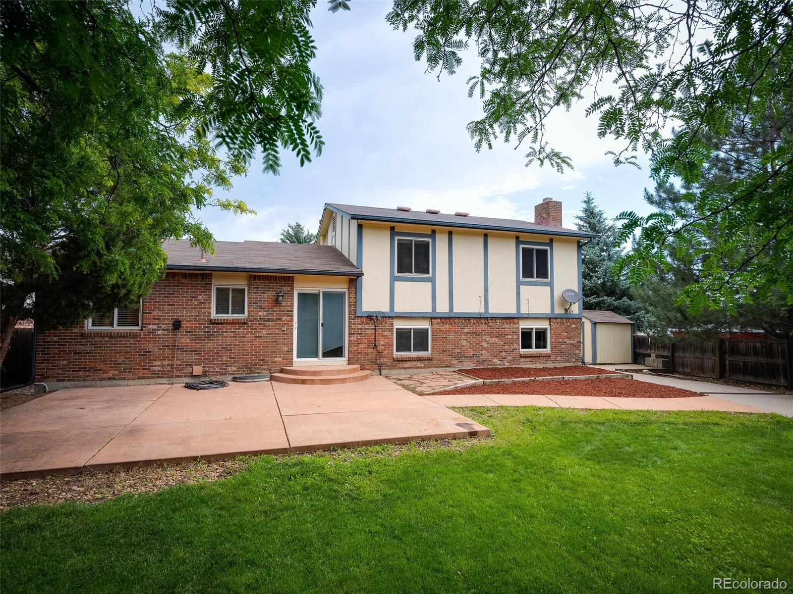 10996 Fenton Circle