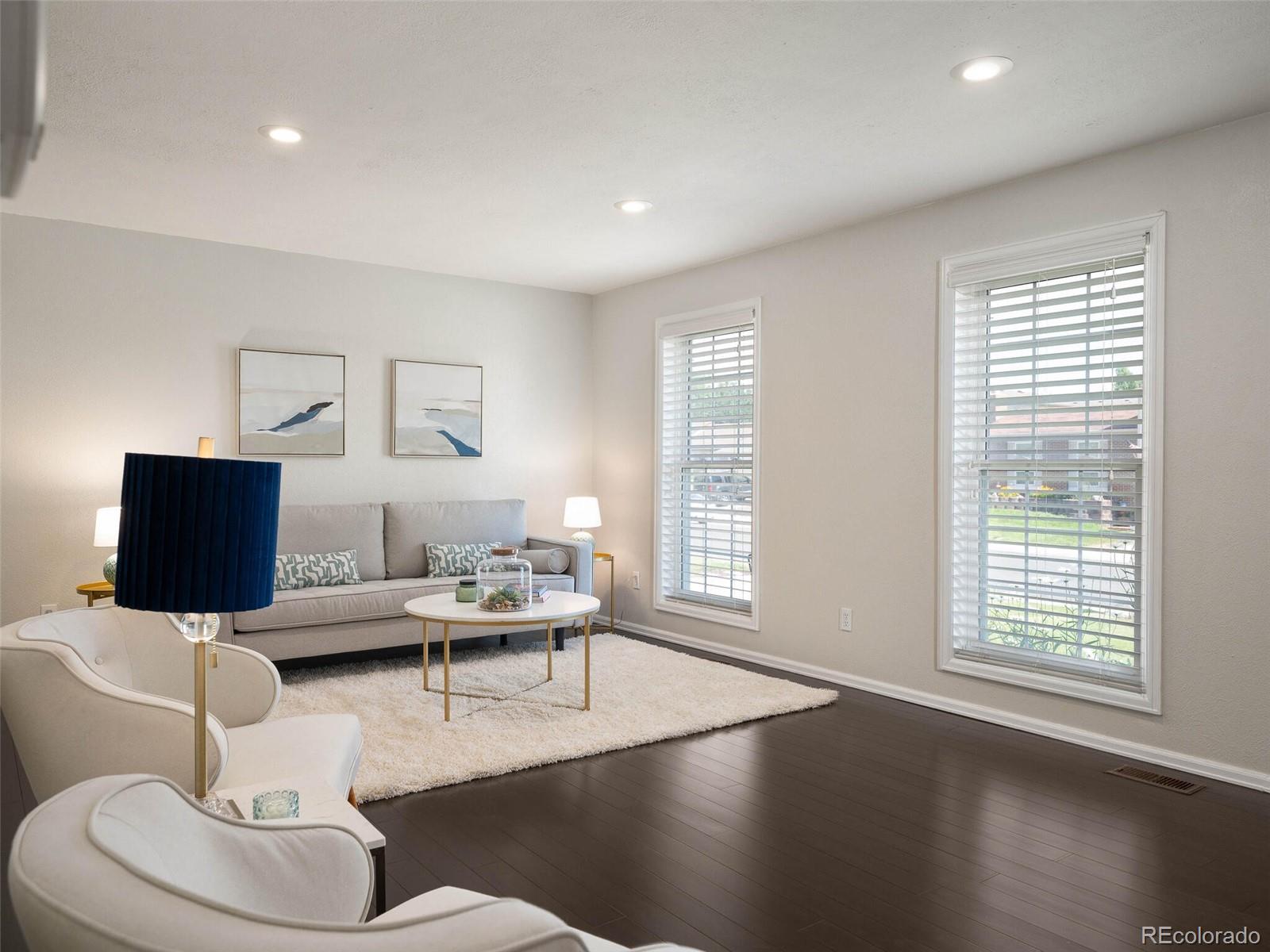 10996 Fenton Circle