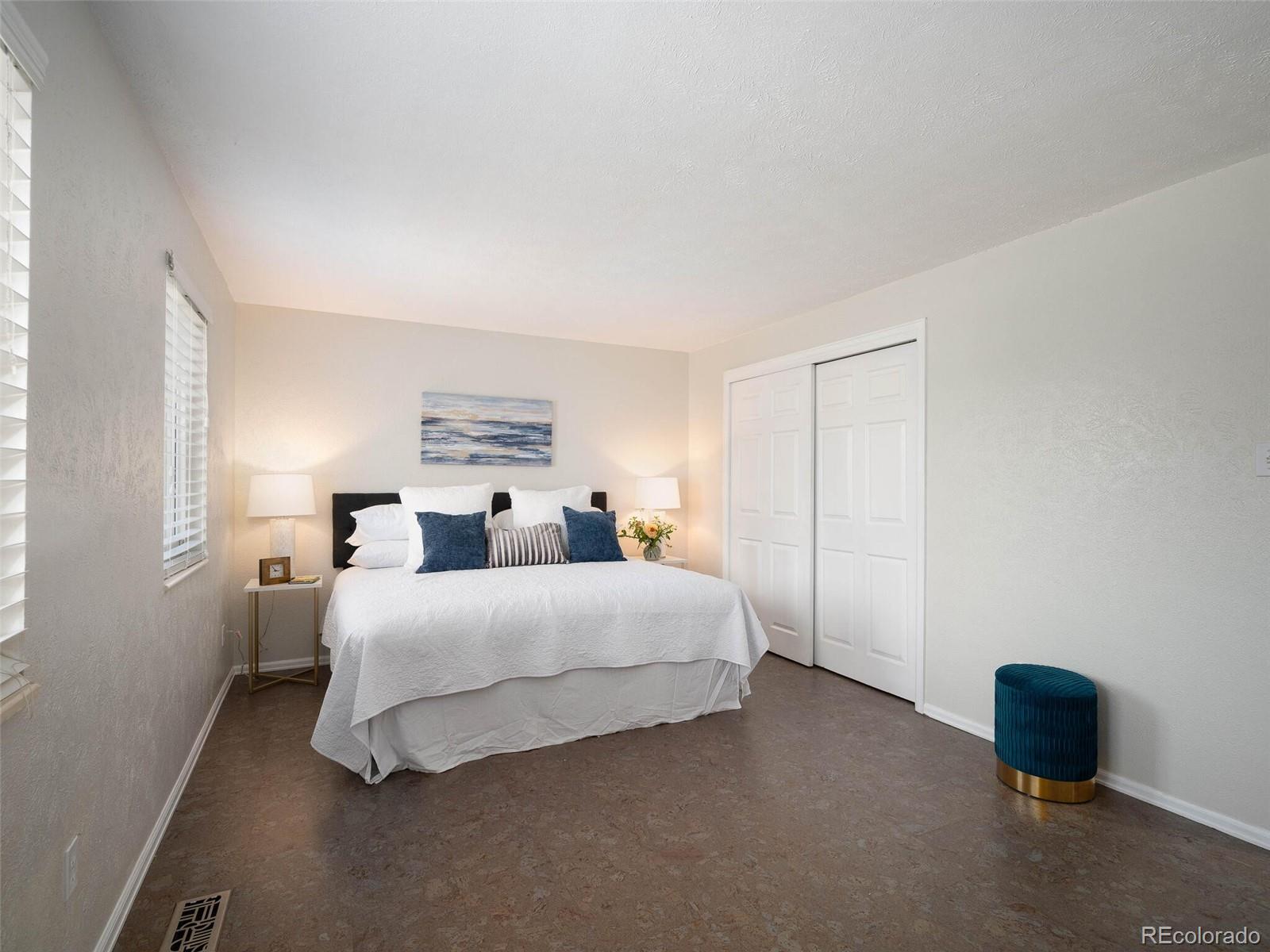 10996 Fenton Circle