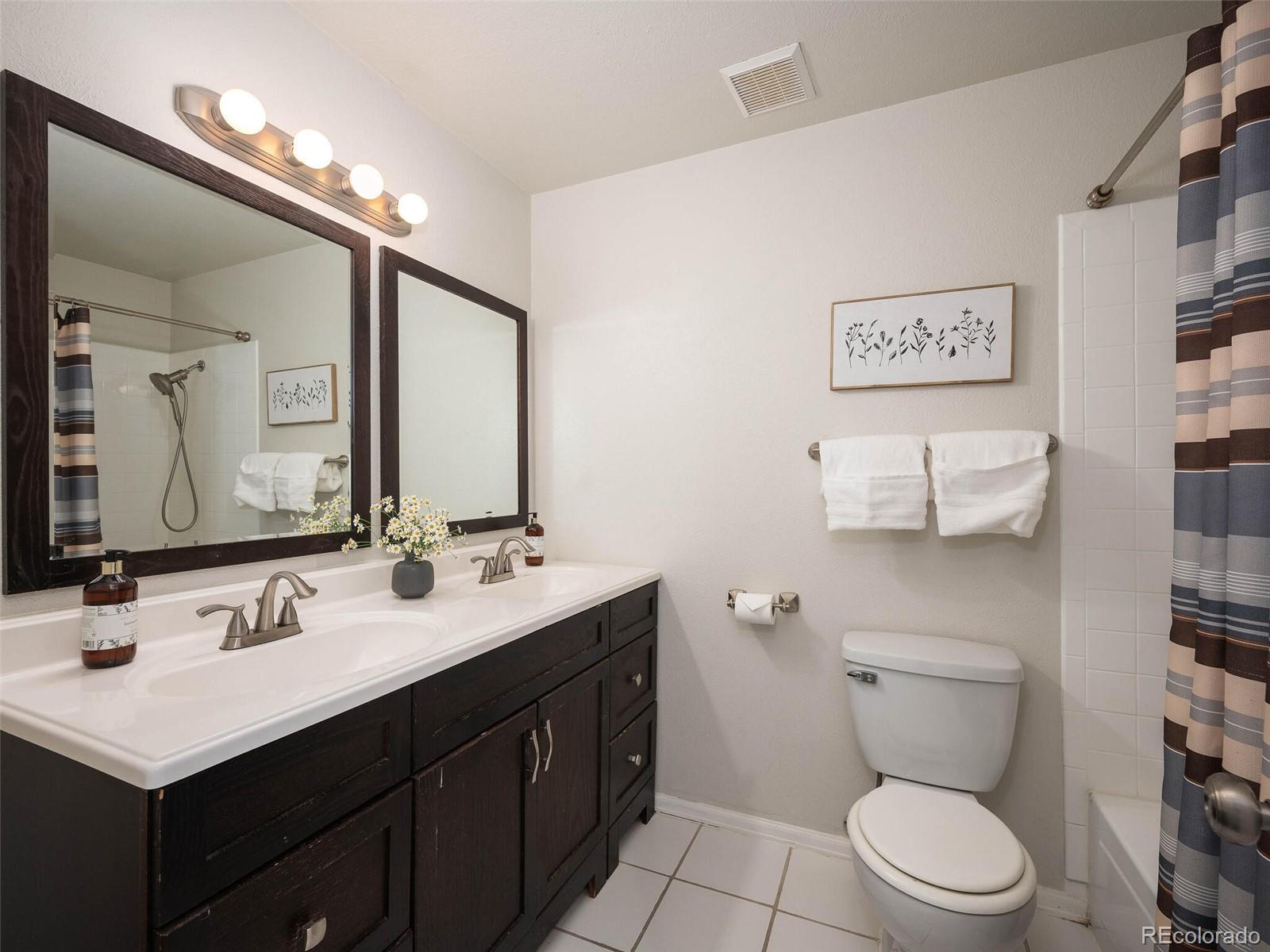 10996 Fenton Circle