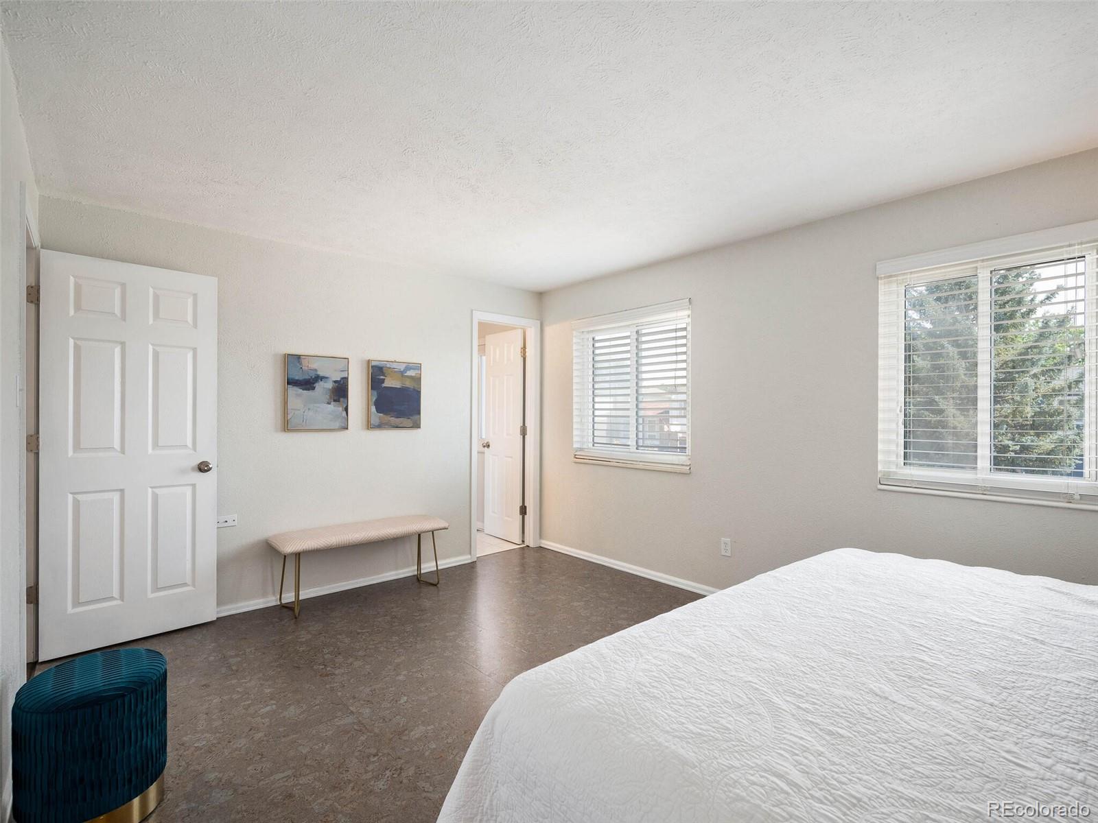 10996 Fenton Circle