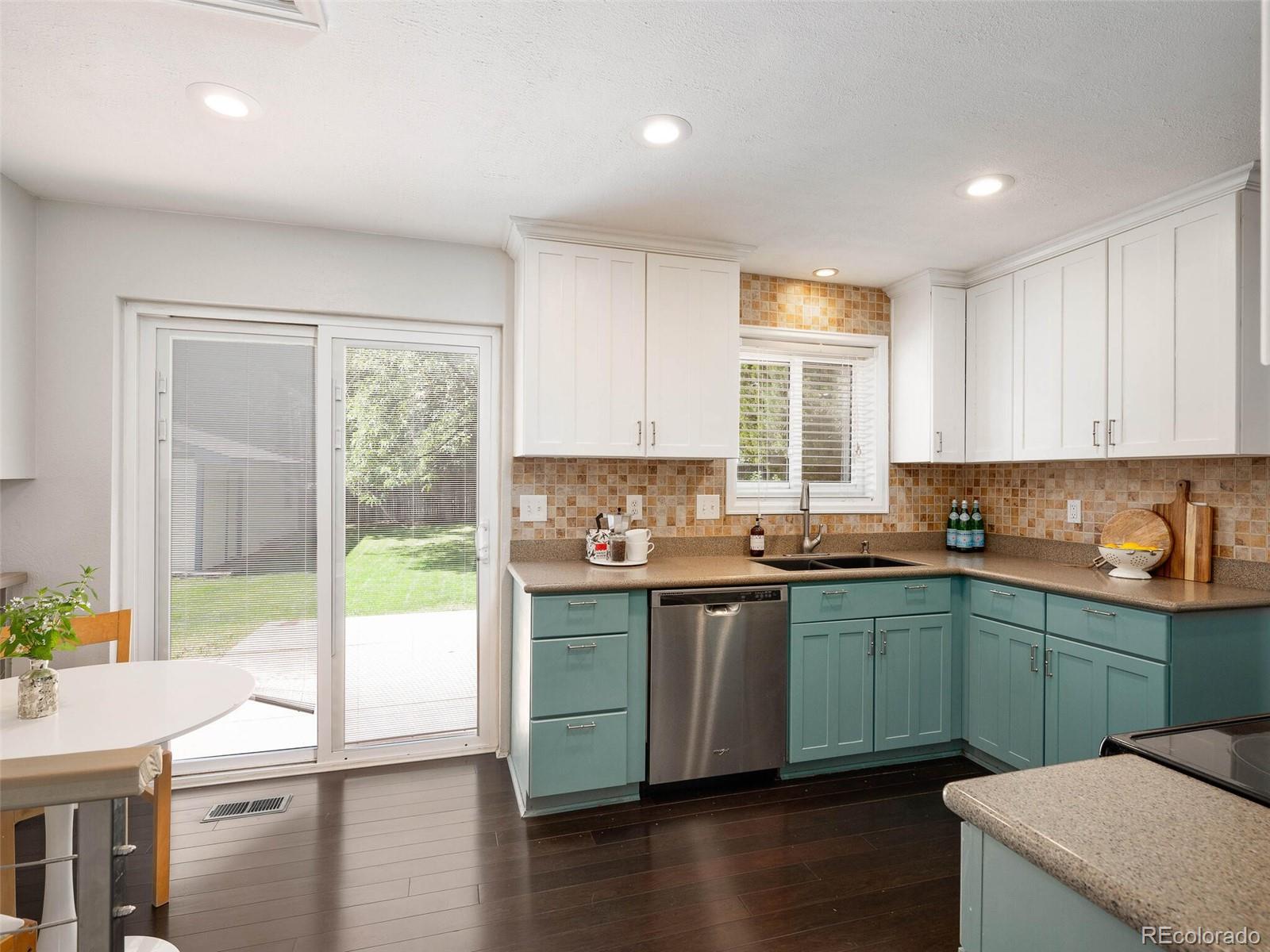 10996 Fenton Circle
