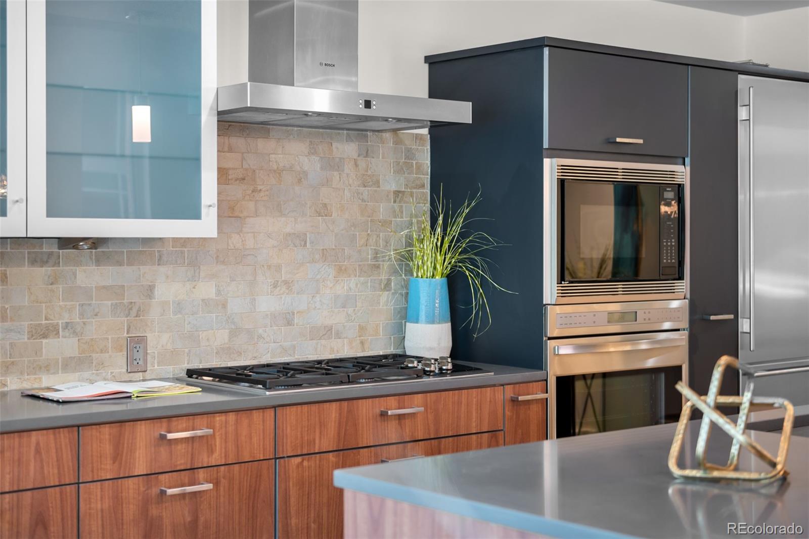 1690 Bassett Street Unit: 1