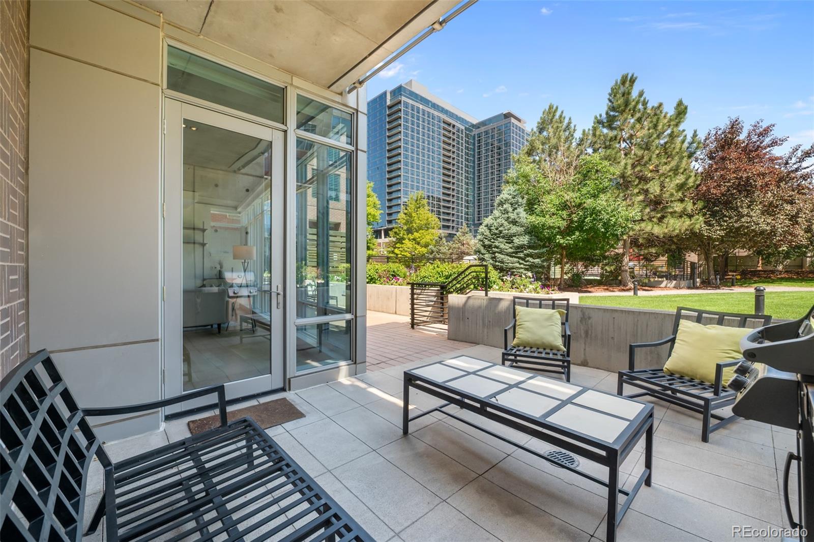 1690 Bassett Street Unit: 1