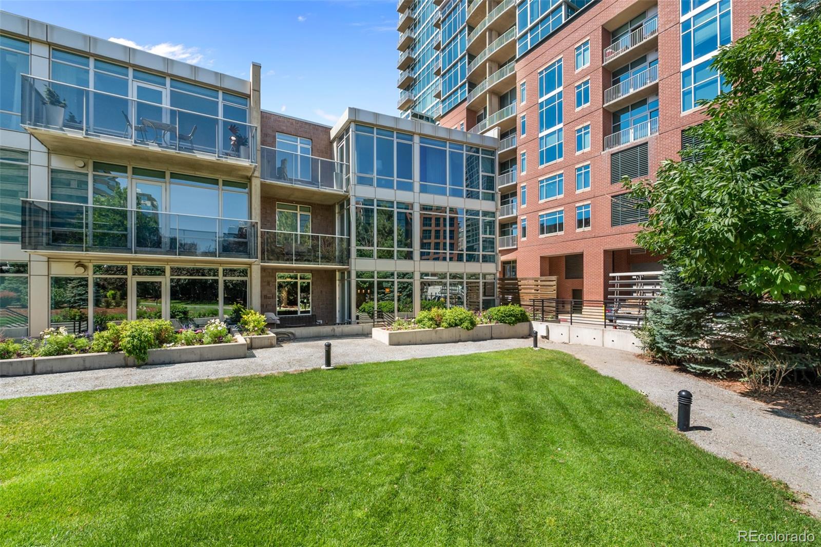 1690 Bassett Street Unit: 1