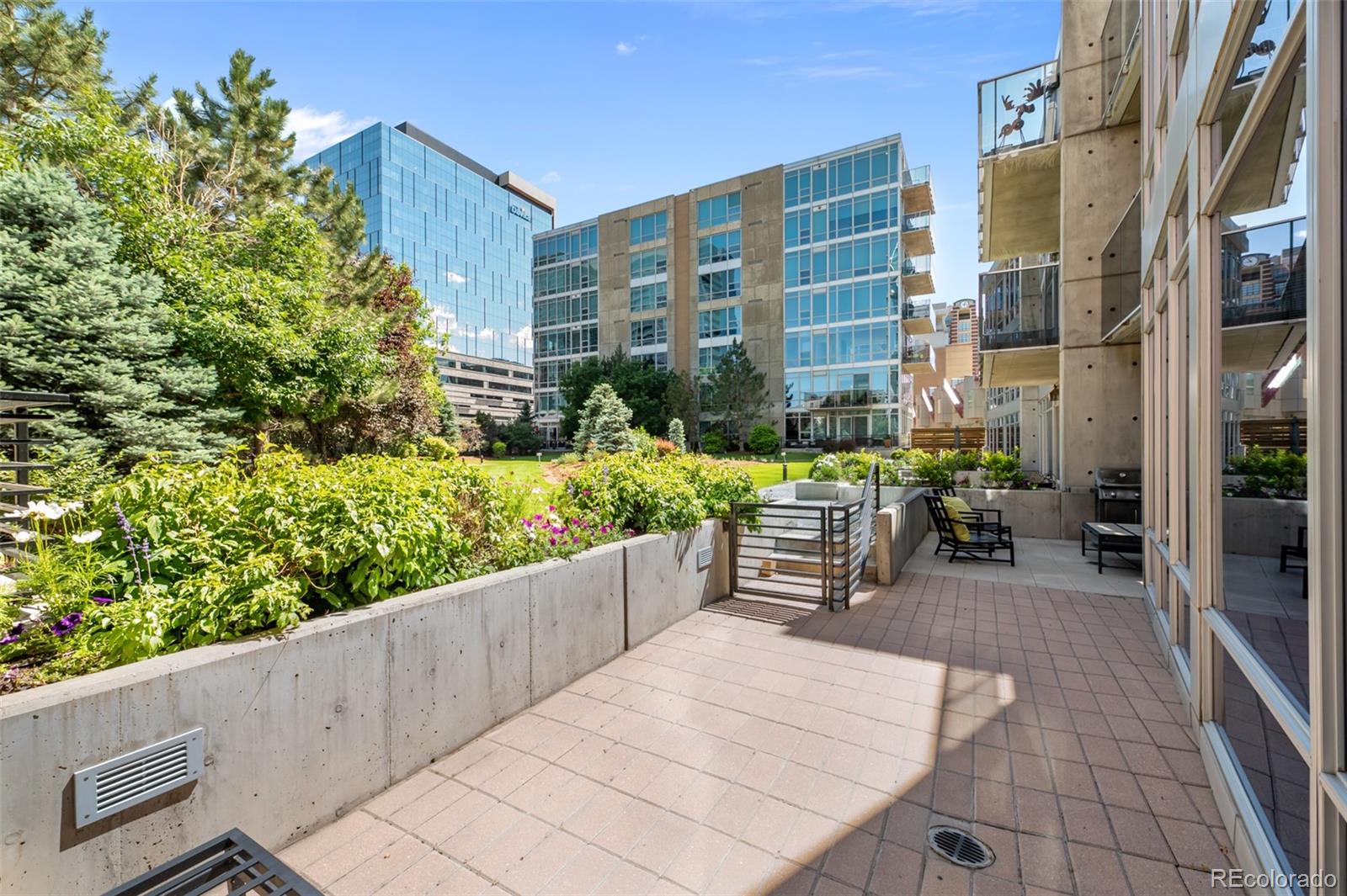 1690 Bassett Street Unit: 1