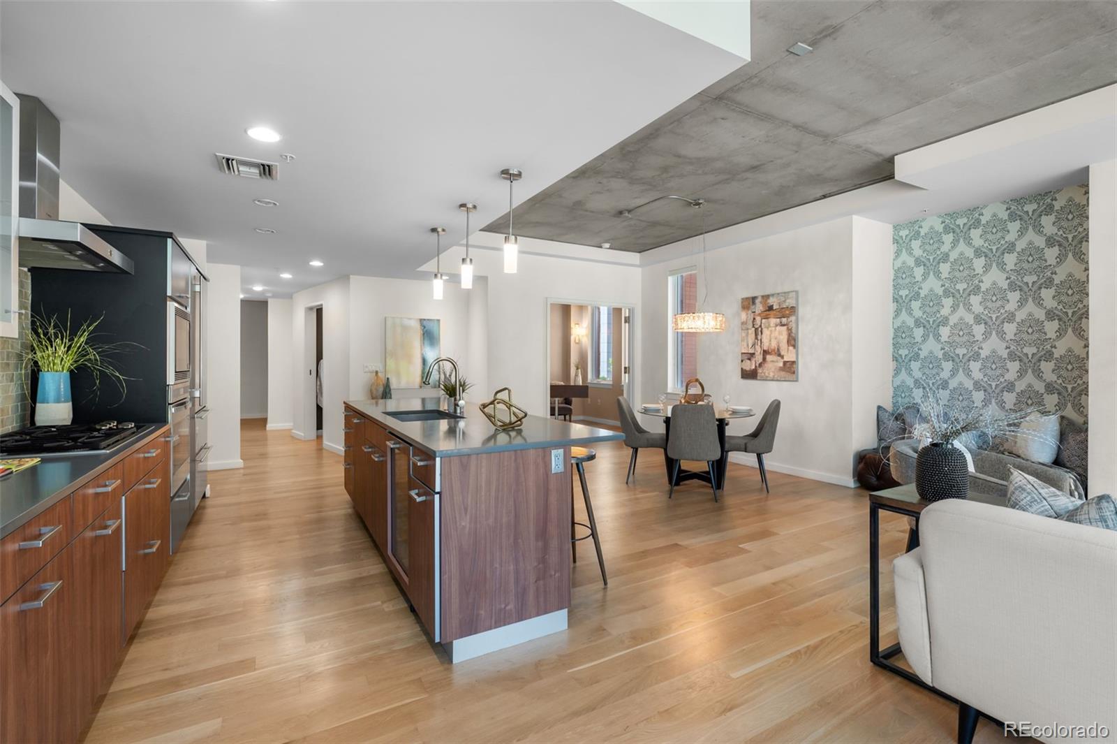 1690 Bassett Street Unit: 1