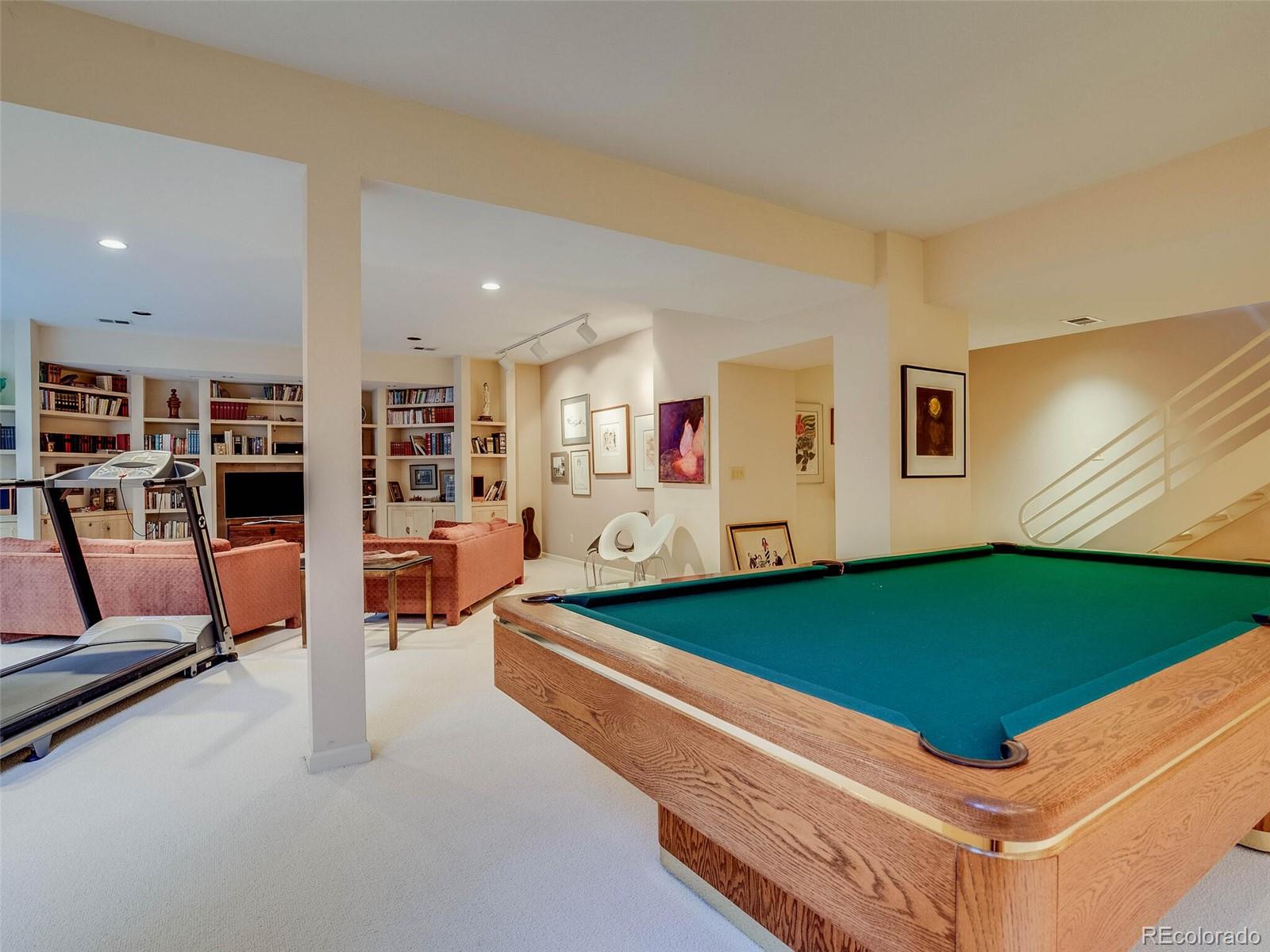400 S Steele Street Unit: 12