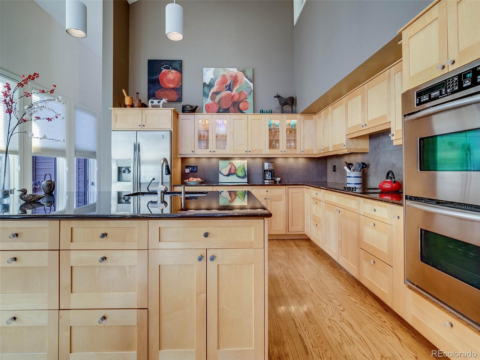 400 S Steele Street Unit: 12